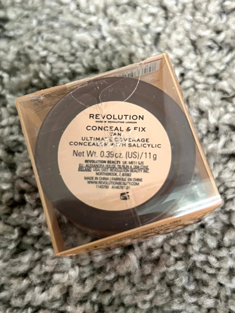 Makeup Revolution Conceal & Fix Ultimate Coverage Concealer- Tan